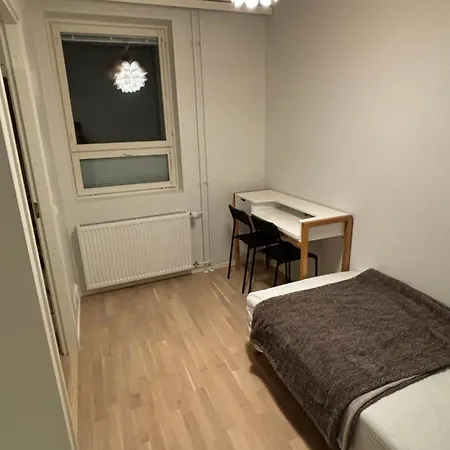 Guesthouset Cozy With Cat Jaetkaesaari Helsinki